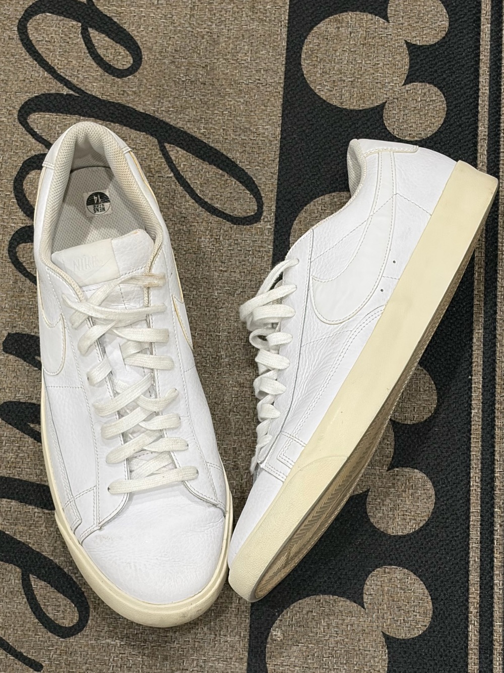 Nike Blazer Classic White Low-Top Men’s Sneakers size 14